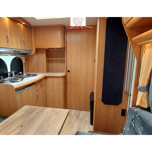 Cursor pentru usa separatoare a dormitorului la mai multe tipuri de rulote